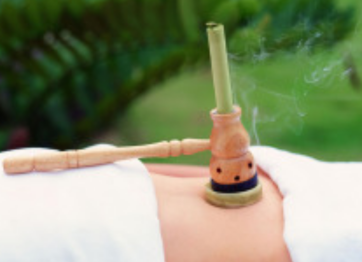 艾灸養(yǎng)生，叫你如何艾灸消除產(chǎn)后腹痛